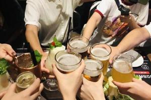 Không muốn uống rượu thì làm thế nào để từ chối khi đối phương thuyết phục? Đây là cách trả lời khéo léo và hiệu quả nhất