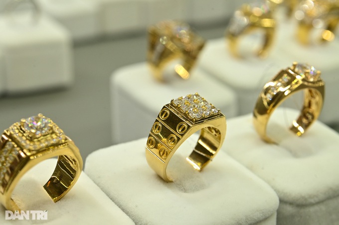 Vàng ít tỏa sáng trong ngắn hạn?