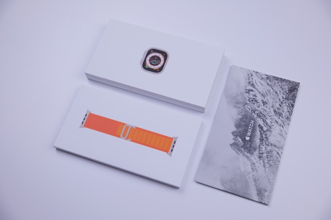 Cận cảnh Apple Watch Ultra tại Việt Nam