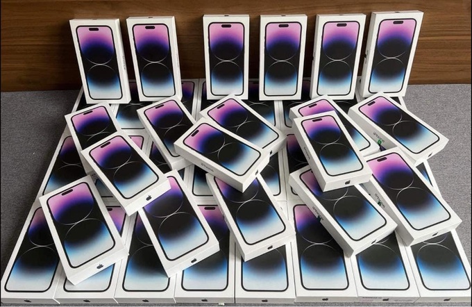 Giá iPhone 14 xách tay giảm sâu, xuống thấp hơn hàng chính hãng