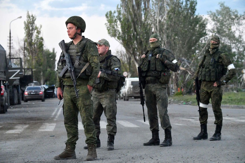 Nổ xe chỉ huy Nga ở Mariupol, nhóm Wagner nói thâu tóm nhà máy luyện kim Bakhmut
