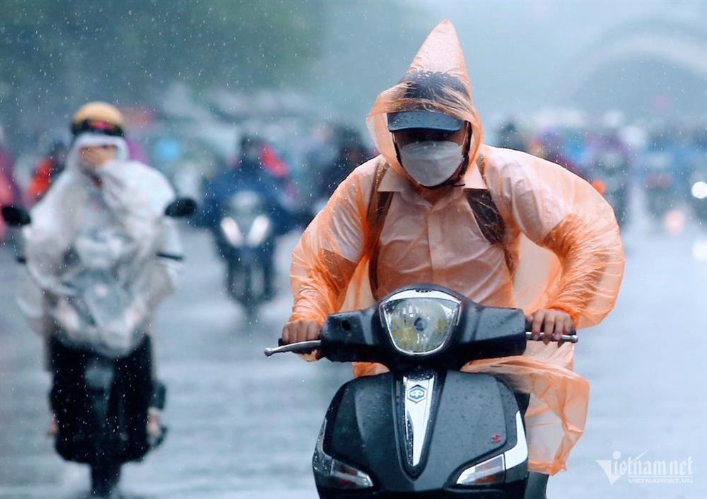 Miền Bắc mưa dồn dập trước khi vào đợt nắng nóng mạnh