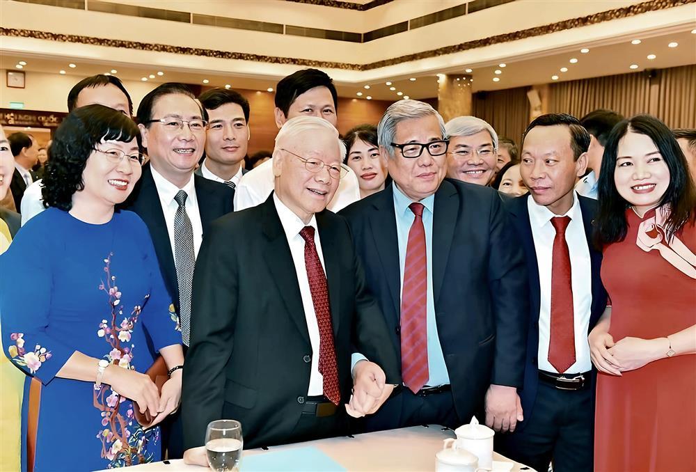 Tổng Bí thư Nguyễn Phú Trọng và lời từ chối đến chúc Tết