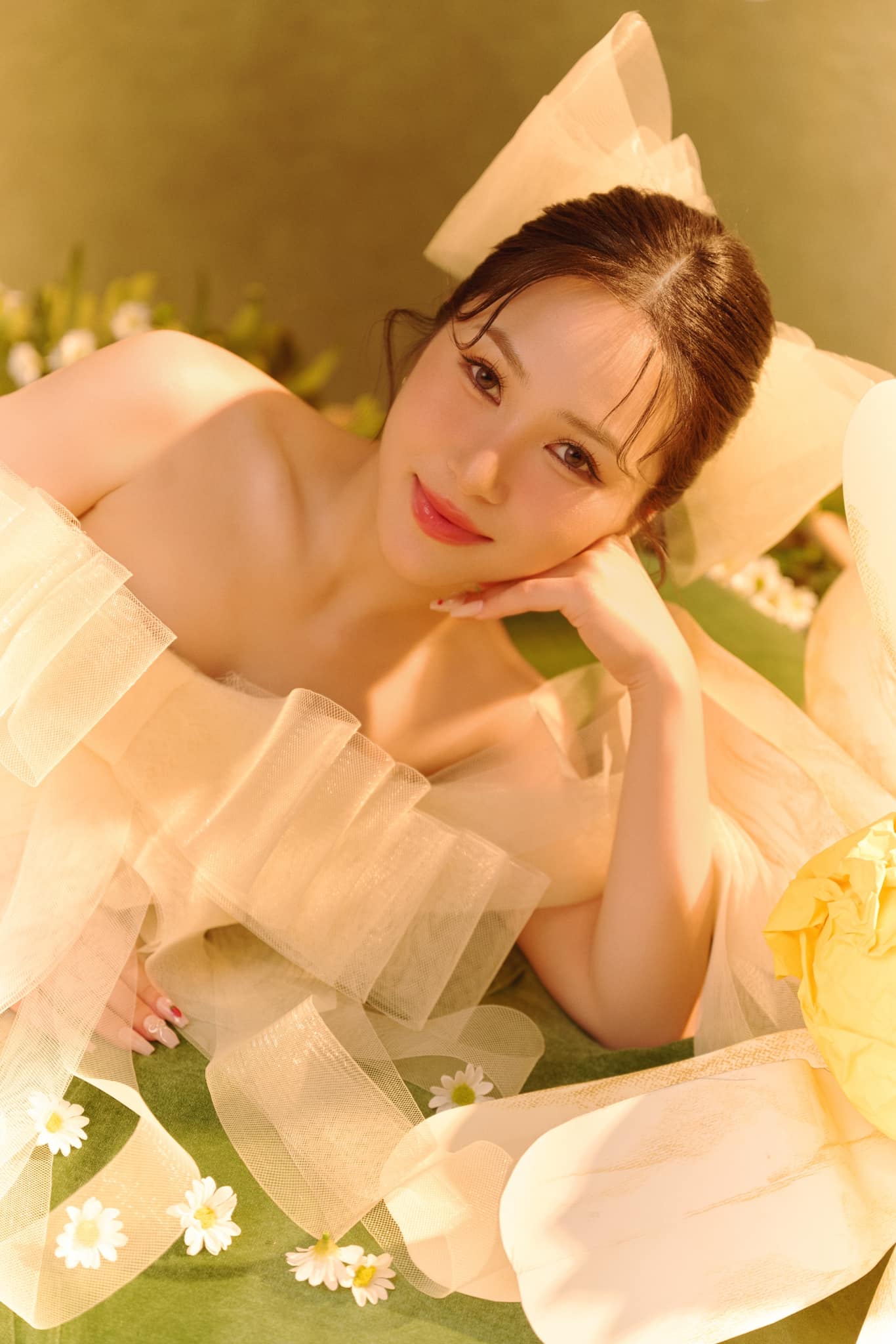 Mỹ nhân Việt tự mua nhà lầu, xe sang khi chưa đến 19 tuổi